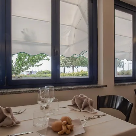 Sirenetta 3* Grado